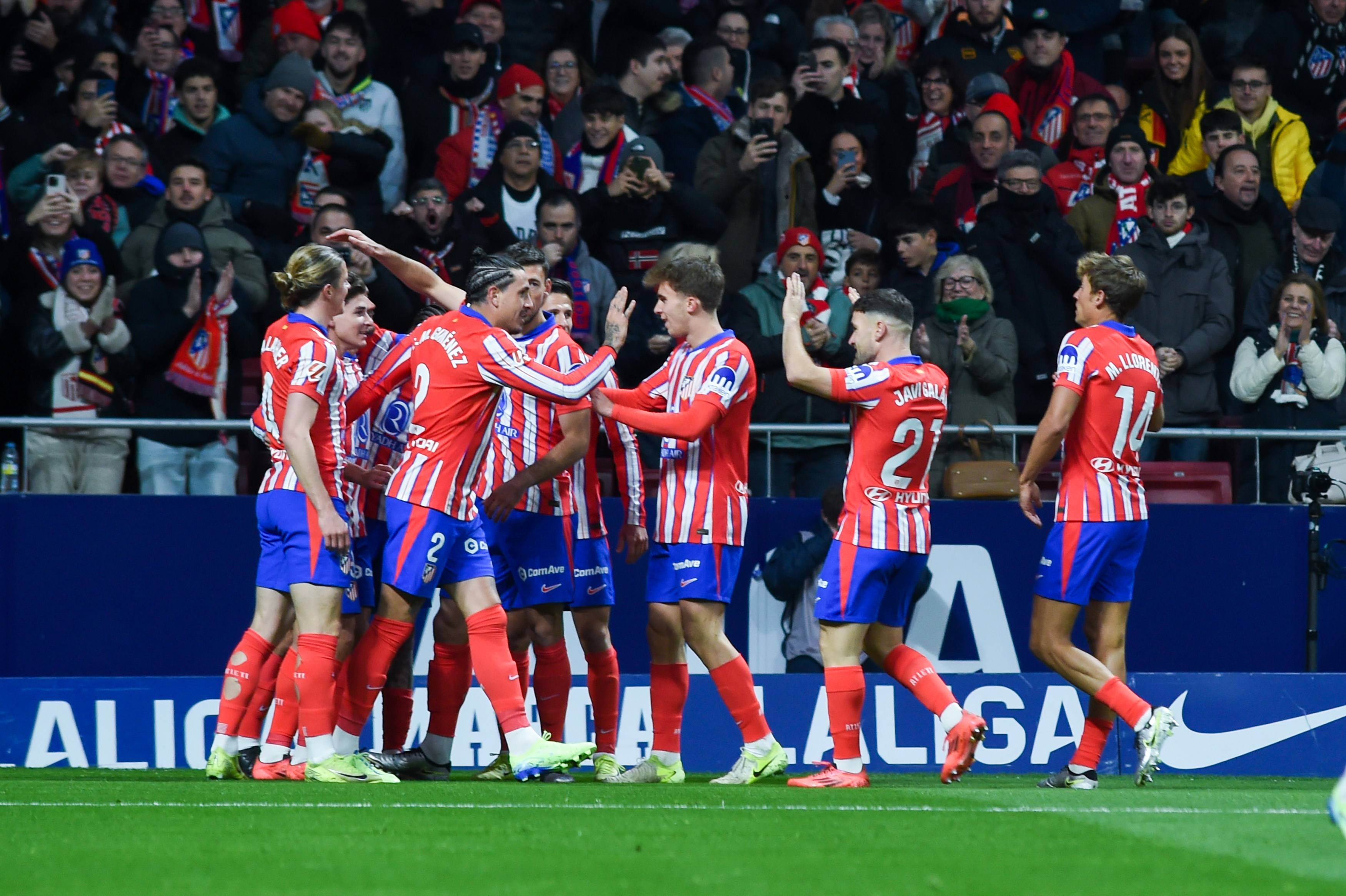 九游-赛前社区盾焦点战，皇家马德里更衣室发声，态度坚定，训练强度明显提升的简单介绍