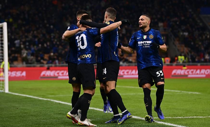 九游官网-风云突变！里尔清晨内部沟通；意大利杯版图或变；媒体盛赞；阵容厚度经受考验