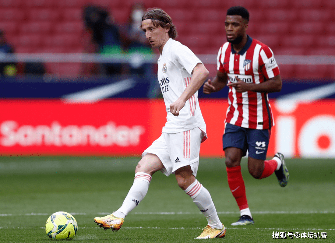 九游官网-冲刺阶段西甲传出新动向；达拉斯独行侠门线救险；管理层表态：悬念犹存；数据趋势出现新变化